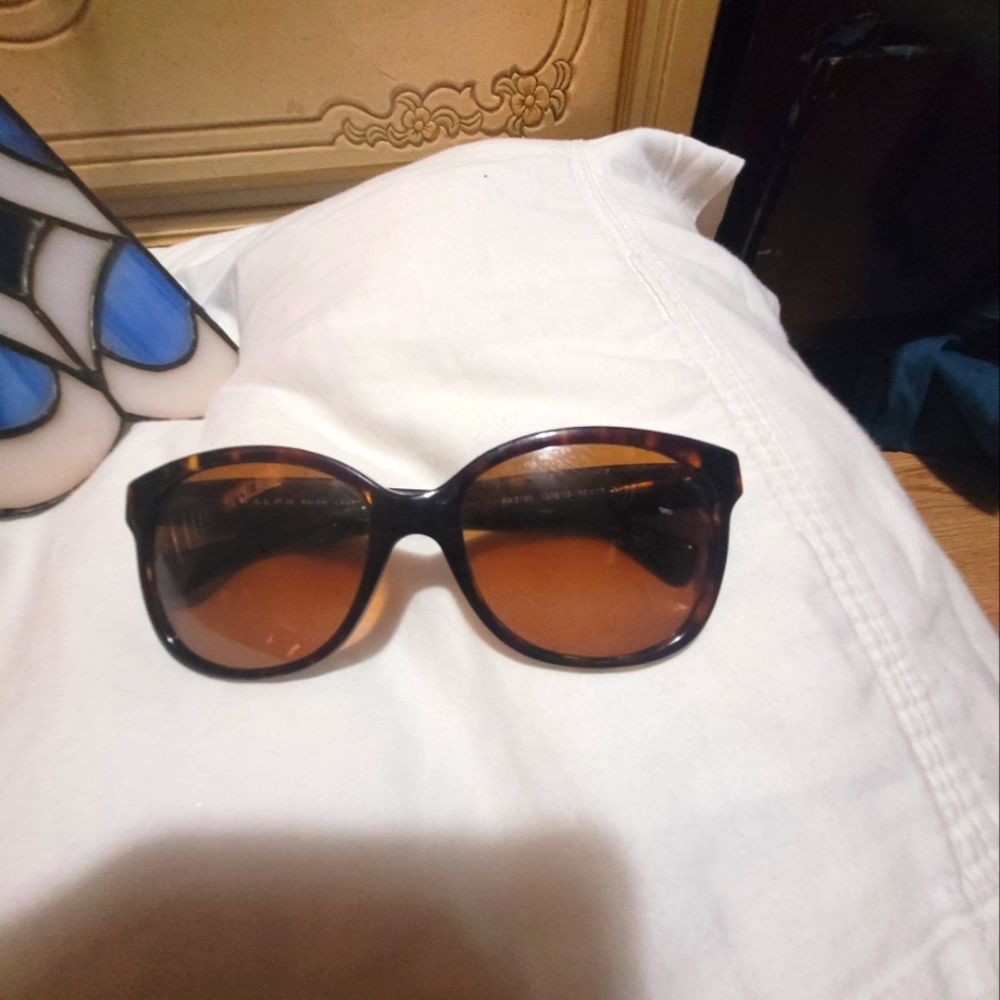 Sun glasses